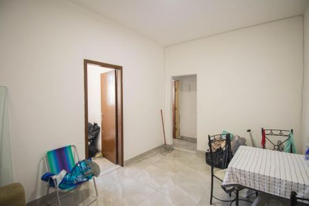 Sala de casa para alugar com 2 quartos, 45m² em Barro Vermelho, São Gonçalo