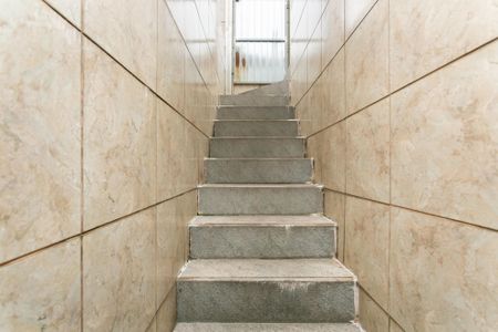 Casa para alugar com 350m², 3 quartos e 2 vagasEscada / Área de Serviço 