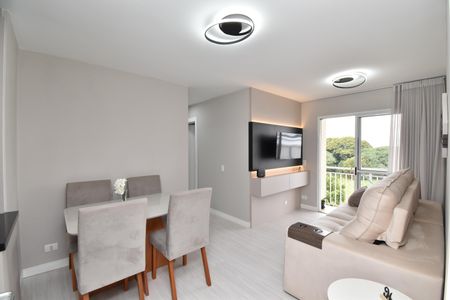 Sala de apartamento para alugar com 3 quartos, 74m² em Bacacheri, Curitiba