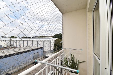 Sacada da Sala de apartamento para alugar com 3 quartos, 74m² em Bacacheri, Curitiba
