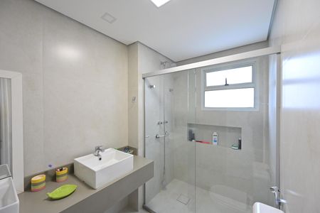 Apartamento para alugar com 126m², 4 quartos e 3 vagasBanheiro da Suíte 2