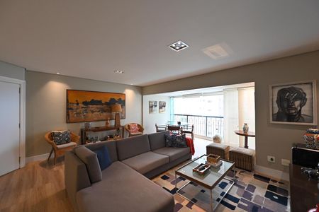 Apartamento para alugar com 126m², 4 quartos e 3 vagasSala