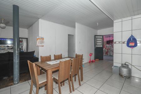 Cozinha de casa à venda com 2 quartos, 100m² em Morro Santana, Porto Alegre