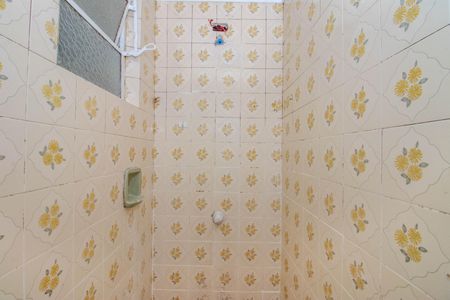 Banheiro de kitnet/studio à venda com 1 quarto, 50m² em Cristo Redentor, Porto Alegre