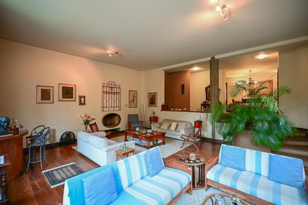 Sala de casa à venda com 4 quartos, 362m² em Jardim Vitoria Regia (zona Oeste), São Paulo