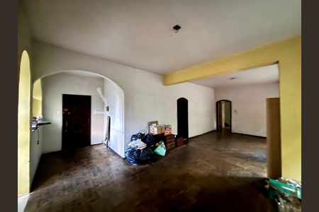 Apartamento à venda com 128m², 3 quartos e sem vagaSala