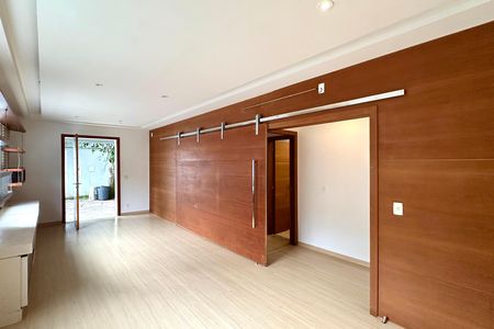 Casa à venda com 4 quartos, 370m² em Jardim Botânico, Rio de Janeiro