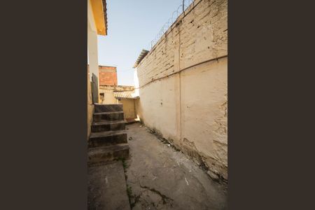 Casa para alugar com 75m², 2 quartos e 2 vagasQuintal