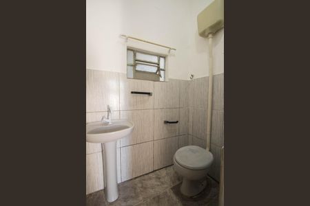 Casa para alugar com 75m², 2 quartos e 2 vagasBanheiro