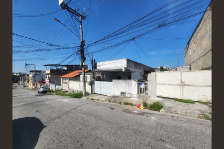 Casa para alugar com 75m², 2 quartos e 2 vagasFachada