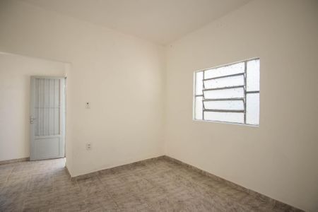 Sala de casa para alugar com 2 quartos, 75m² em Porto Novo, São Gonçalo