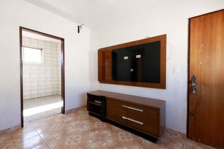 Sala de apartamento para alugar com 2 quartos, 64m² em Jardim Sabará, Porto Alegre
