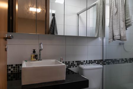 Apartamento para alugar com 81m², 3 quartos e 3 vagasBanheiro da Suíte