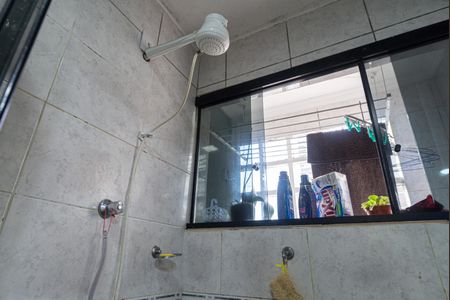 Apartamento à venda com 48m², 2 quartos e sem vaga Apartamento à venda com 48m², 2 quartos e sem vagaBanheiro