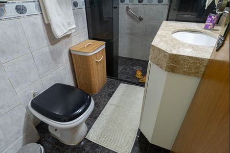 Apartamento à venda com 48m², 2 quartos e sem vaga Apartamento à venda com 48m², 2 quartos e sem vagaBanheiro