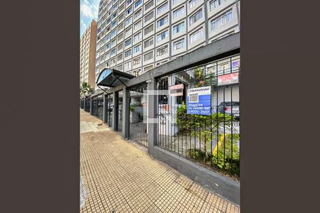 Apartamento à venda com 48m², 2 quartos e sem vaga Apartamento à venda com 48m², 2 quartos e sem vagaFachada