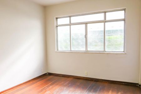 Sala de apartamento para alugar com 2 quartos, 50m² em Pilares, Rio de Janeiro