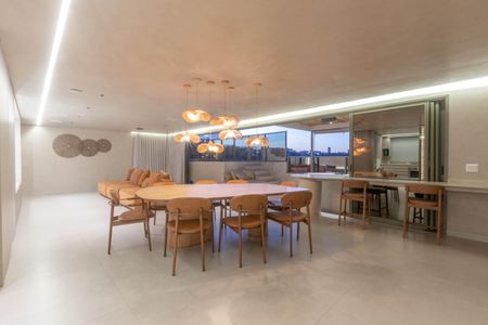 Sala de apartamento à venda com 4 quartos, 210m² em Santa Lúcia, Belo Horizonte