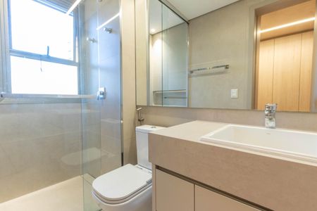 Apartamento à venda com 210m², 4 quartos e 4 vagasBanheiro