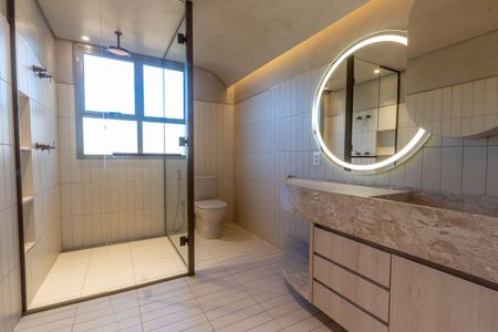 Apartamento à venda com 210m², 4 quartos e 4 vagasBanheiro