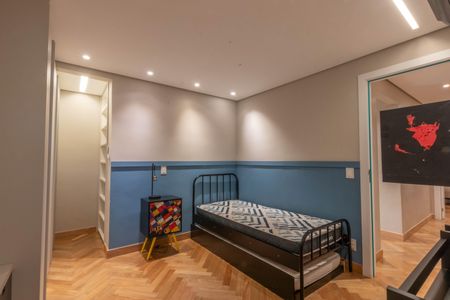 Apartamento à venda com 210m², 4 quartos e 4 vagasSuíte 1