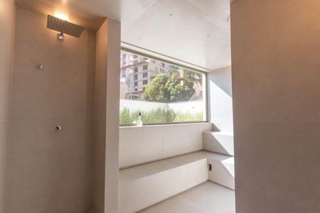 Apartamento à venda com 210m², 4 quartos e 4 vagasSauna