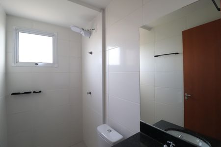 Apartamento para alugar com 65m², 2 quartos e 1 vagaBanheiro do Quarto 2
