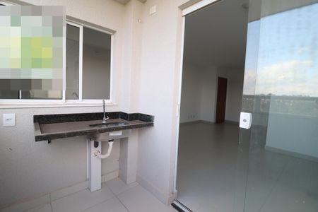 Apartamento para alugar com 65m², 2 quartos e 1 vagaSacada