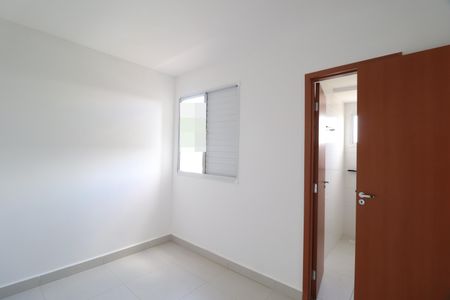 Apartamento para alugar com 65m², 2 quartos e 1 vagaQuarto 2 - Suíte