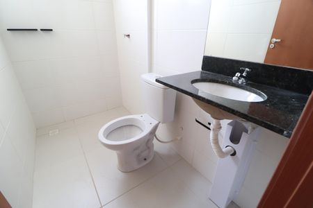 Apartamento para alugar com 65m², 2 quartos e 1 vagaBanheiro do Quarto 2