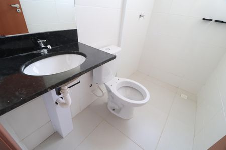 Apartamento para alugar com 65m², 2 quartos e 1 vagaBanheiro Social