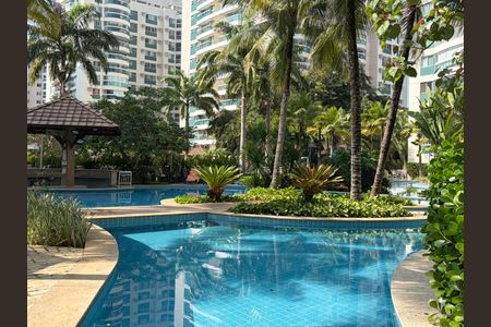 Apartamento para alugar com 91m², 3 quartos e 1 vagaÁrea comum - Piscina