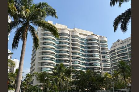 Apartamento para alugar com 91m², 3 quartos e 1 vagaFachada