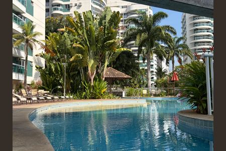 Apartamento para alugar com 91m², 3 quartos e 1 vagaÁrea comum - Piscina