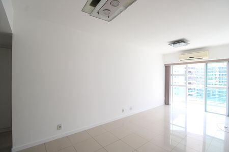 Apartamento para alugar com 91m², 3 quartos e 1 vagaSala