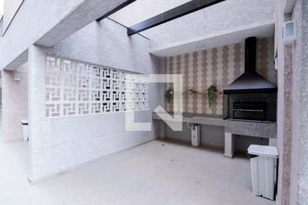 Apartamento para alugar com 38m², 2 quartos e sem vagaÁrea comum - Churrasqueira