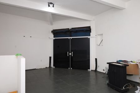 Casa para alugar com 400m², 5 quartos e 6 vagasSalão 2
