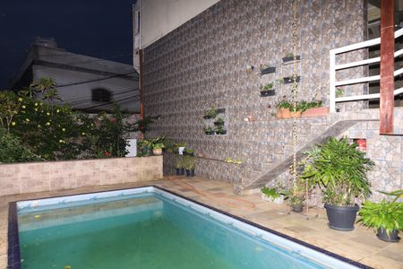 Casa para alugar com 400m², 5 quartos e 6 vagasQuintal com Piscina
