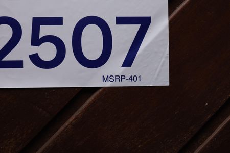 Casa para alugar com 400m², 5 quartos e 6 vagasPlaca instalada no portão do imóvel - Código da placa: MSRP-401