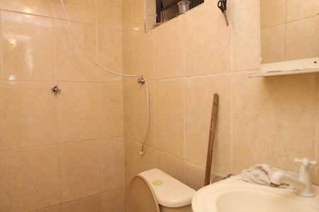 Casa para alugar com 400m², 5 quartos e 6 vagasBanheiro 7 - Quintal