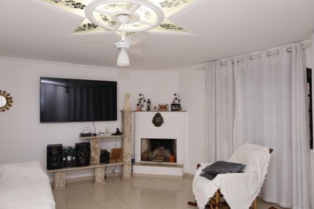 Sala de casa à venda com 5 quartos, 400m² em Lajeado, São Paulo