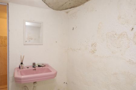 Casa para alugar com 400m², 5 quartos e 6 vagasBanheiro 6 - Salão