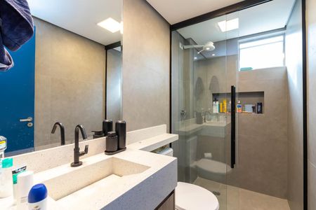 Banheiro de apartamento à venda com 2 quartos, 72m² em Parque Mandaqui, São Paulo