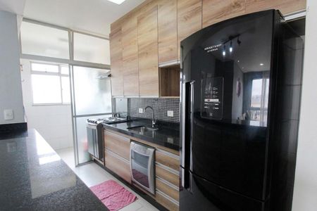 Apartamento para alugar com 69m², 2 quartos e 2 vagasCozinha