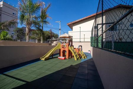 Apartamento para alugar com 69m², 2 quartos e 2 vagasÁrea comum - Playground