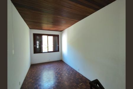 Sala de casa à venda com 3 quartos, 230m² em Teresópolis, Porto Alegre