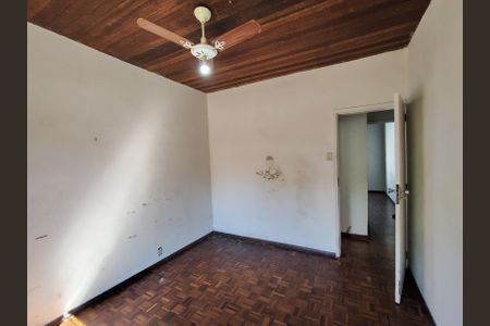 Quarto 1 de casa à venda com 3 quartos, 230m² em Teresópolis, Porto Alegre