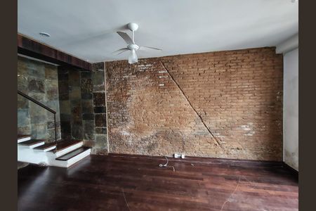 Casa à venda com 230m², 3 quartos e 2 vagas Casa à venda com 230m², 3 quartos e 2 vagasSala 2