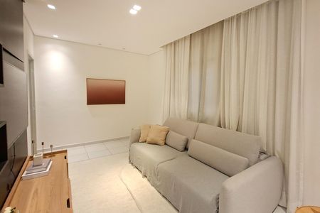 Sala de apartamento à venda com 3 quartos, 95m² em Santo Antônio, Belo Horizonte
