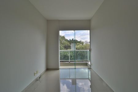 Apartamento para alugar com 64m², 2 quartos e 2 vagasSala